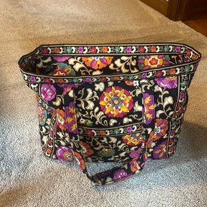 Vera Bradley large tote in Suzani